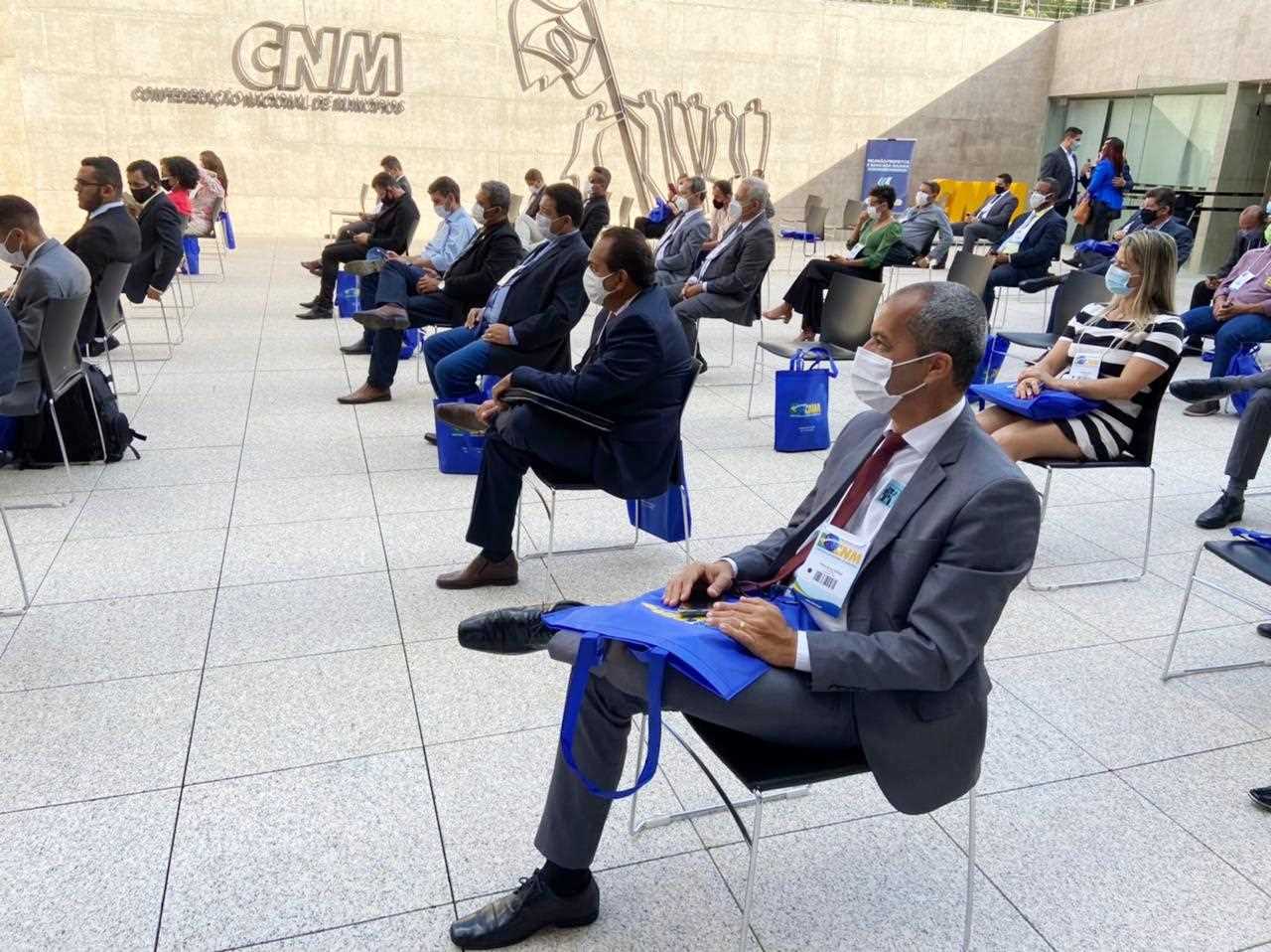 Camacã: Prefeito Paulo do Gás ganha de presente de aniversário da cidade, emenda de 400 mil reais